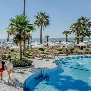 Θέρετρο Golden Bay *****